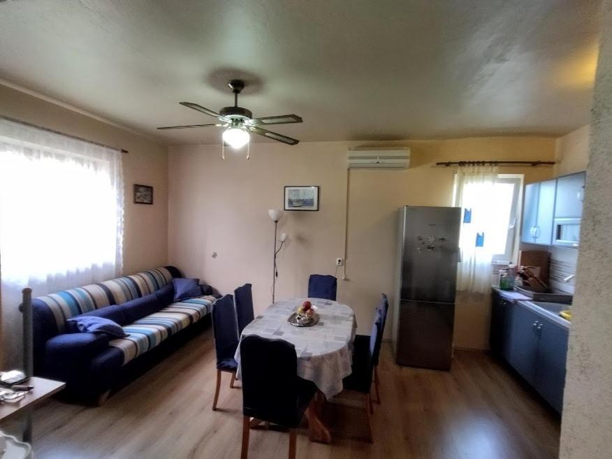 Apartment In Nin With Terrace, Air Conditioning, Wi-Fi Eksteriør bilde